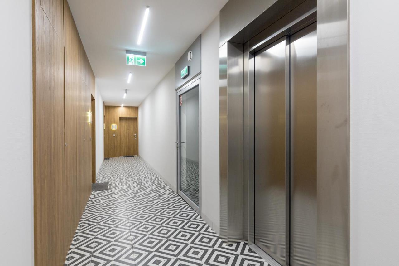 Metro Wilanowska Comfortable Apartment Warschau Buitenkant foto