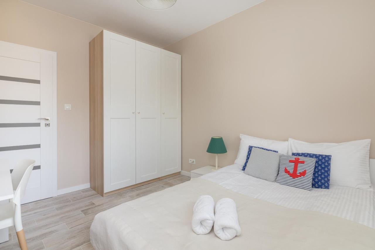 Metro Wilanowska Comfortable Apartment Warschau Buitenkant foto